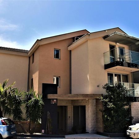 Vila Centar Budva Luaran gambar