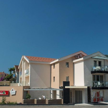 Vila Centar Budva Luaran gambar