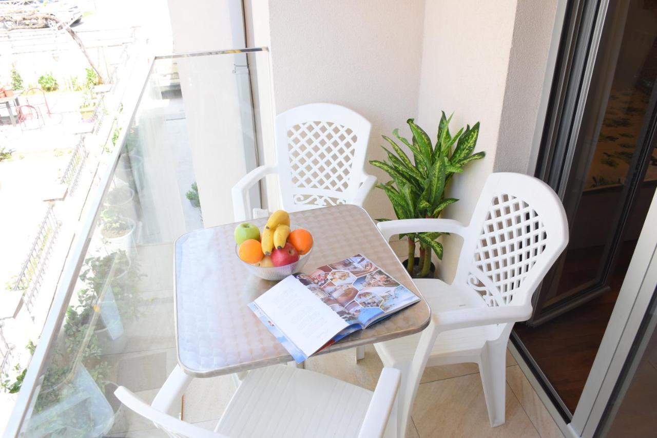 Vila Centar Budva Luaran gambar