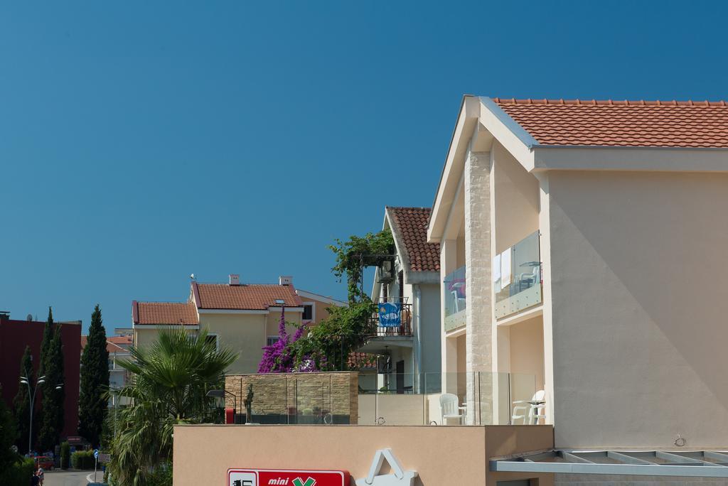 Vila Centar Budva Luaran gambar
