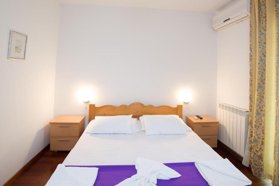 Vila Centar Budva Luaran gambar