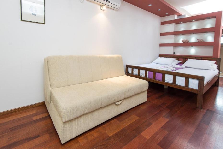Vila Centar Budva Luaran gambar
